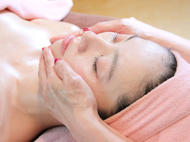 エクセレント フェイシャル ケア